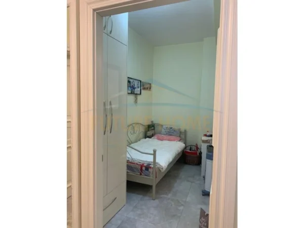Tirane, jap me qera apartament 2+1 Kati 6, 73 m² 550 € 