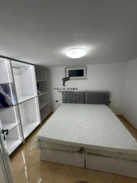 Tirane, jepet me qera apartament 1+1+Ballkon Kati 1, 78 m² 500 € (QYTET STUDENTI)