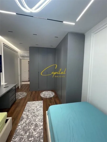 Tirane, jepet me qera apartament 2+1 Kati 0, 115 m² 1.000 € (KOMPLEKSI ARLIS)