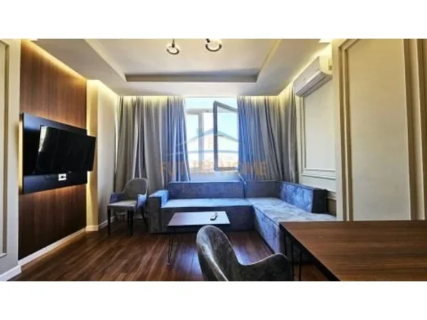 Shitet, Apartament 1+1, Bulevardi Zhan Dark, Tirane.