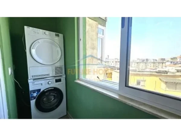 Shitet, Apartament 1+1, Bulevardi Zhan Dark, Tirane.