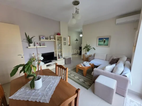 Tirane, shes apartament 2+1 , 130.000 € (Fresku)