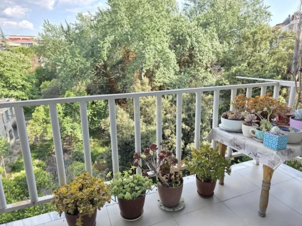 Tirane, shes apartament 2+1 , 130.000 € (Fresku)