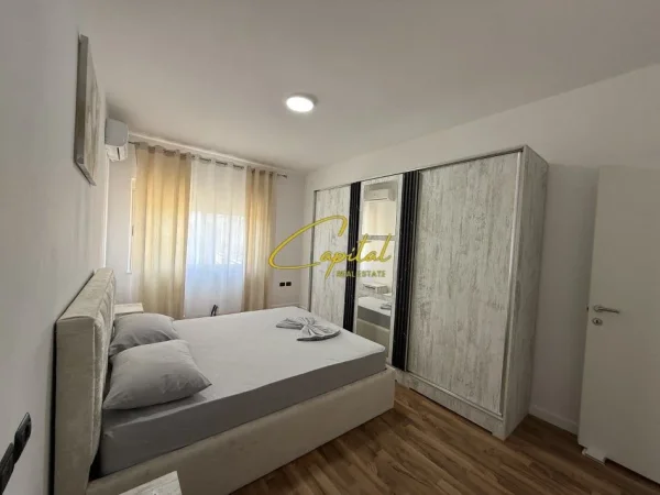 Tirane, jepet me qera apartament 1+1 Kati 7, 70 m² 450 € (ASTIR)
