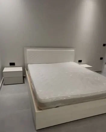 Tirane, jepet me qera apartament 1+1 Kati 0, 60 m² 450 € (Kinostudio)