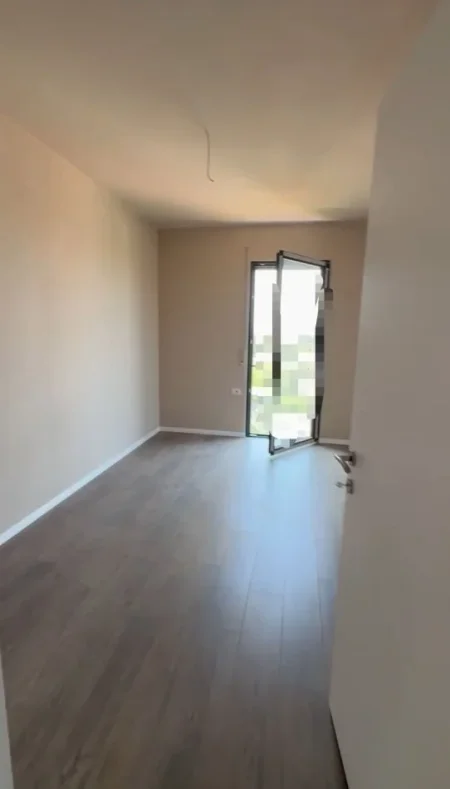 Tirane, shitet apartament 2+1 Kati 5, 100 m² 220.000 € (Kompleksi Paralel Living)