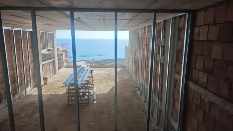 Dhermi - Palase, shitet Vile 2 Katshe Kati 2, 330 m² 1.000.000 € (Palase)