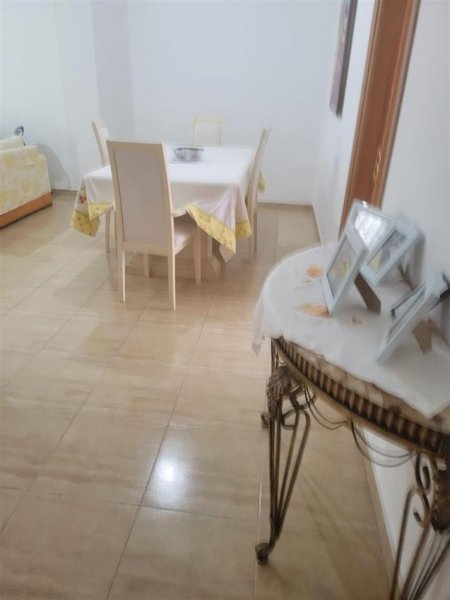 Tirane, jepet me qera Vile 3+1 Kati 2, 500 m² 1.500 € (Tek Delta Home)