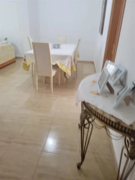 Tirane, jepet me qera Vile 3+1 Kati 2, 500 m² 1.500 € (Tek Delta Home)
