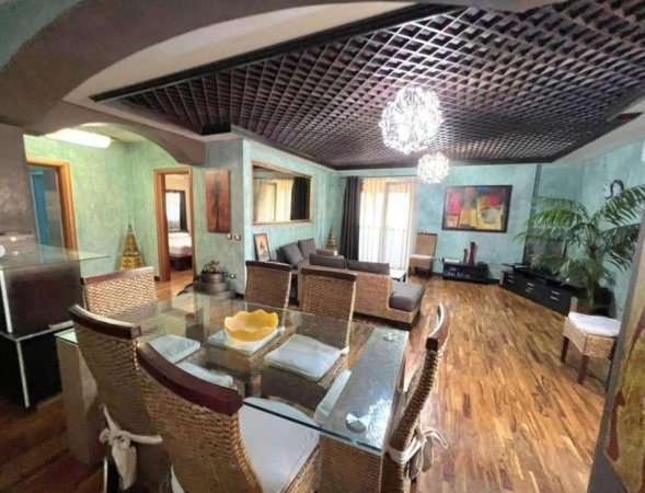 Tirane, shitet apartament 2+1 , 117 m² (BLLOKU)