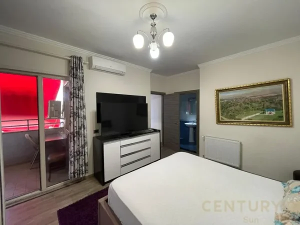 Tirane, jepet me qera apartament+verande | Penthouse 3+1+Ballkon Kati 5, 431 m² 2.500 € (Fresku)