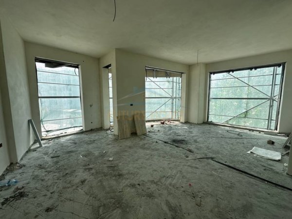 Tirane, shitet apartament 2+1 Kati 2, 111 m² 289.000 € 