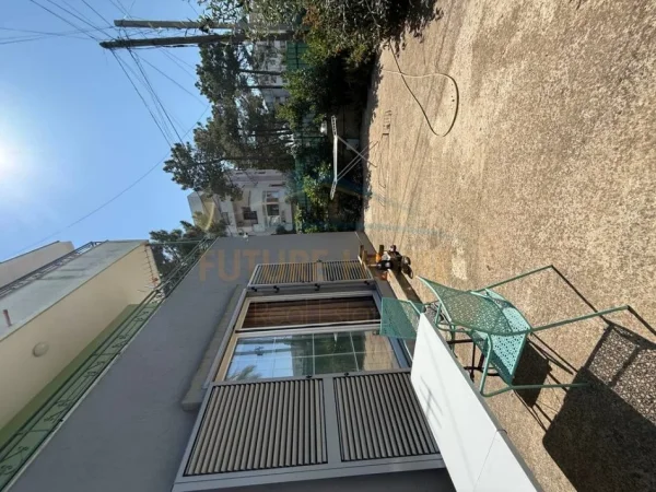 Durres, shitet apartament 2+1 Kati 0, 178 m² 145.000 € (Golem)