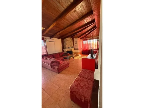 Durres, shitet apartament 3+1+Ballkon Kati 11, 209 m² 235.000 € 