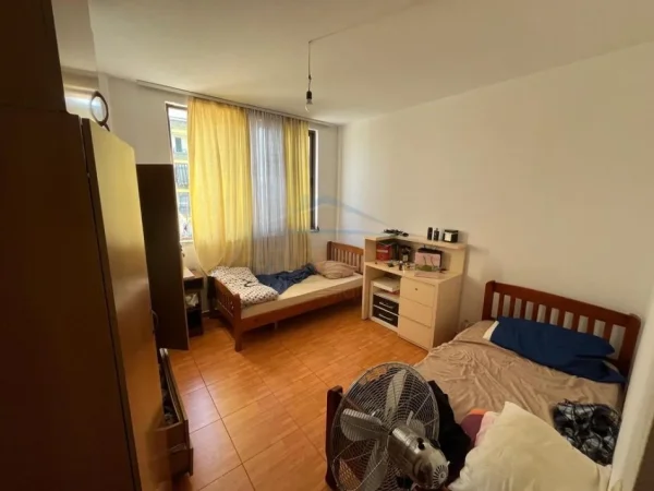 Tirane, shitet apartament 2+1+Ballkon Kati 6, 93 m² 125.000 € 