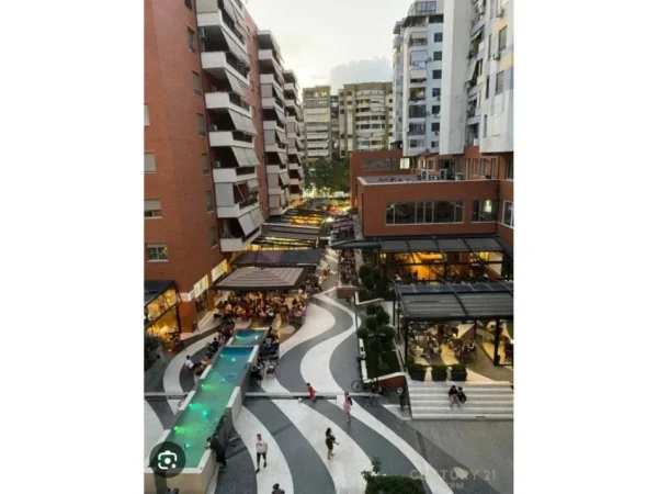 Tirane, shes ambjent biznesi , 88 m² 528.000 € (Kompleksi Delijorgji)