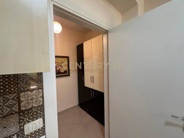 Tirane, jepet me qera apartament 2+1 Kati 2, 85 m² 600 € (Kodra e Diellit)