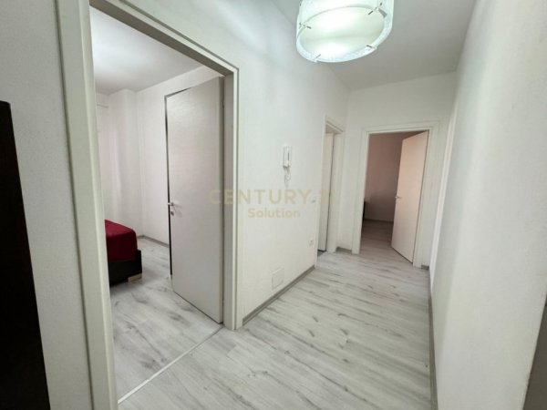 Tirane, jepet me qera apartament 1+1 Kati 2, 71 m² 400 € (Astir)