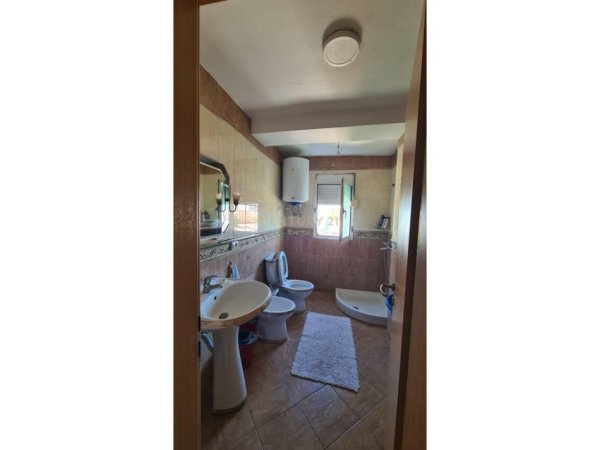 Tirane, shes apartament 3+1+Ballkon Kati 6, 100 m² 150.000 € 
