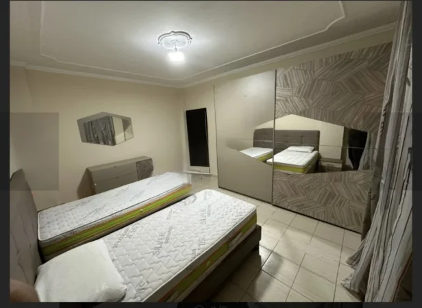 Tirane, jepet me qera apartament 1+1 Kati 2, 70 m² 500 € 