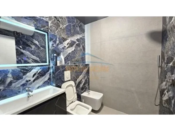 Tirane, shitet apartament 1+1+Ballkon Kati 6, 55 m² 120.000 € 