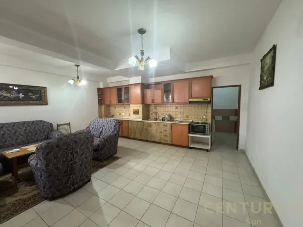 Tirane, shes apartament 1+1 Kati -1, 76 m² 92.000 € (Rruga e Dibres)