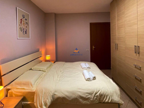 Tirane, jepet me qera 1+1+Ballkon Kati 3, 62 m² 600 € (SELVIA)