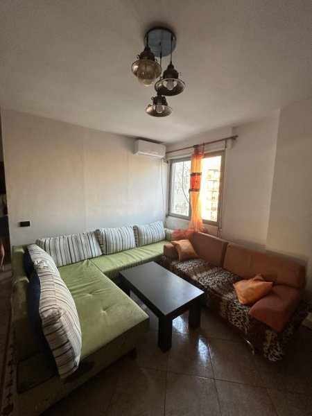 Tirane, jepet me qera apartament 1+1+Ballkon Kati 7, 65 m² 400 € (Don Bosko prane Vizion Plus)