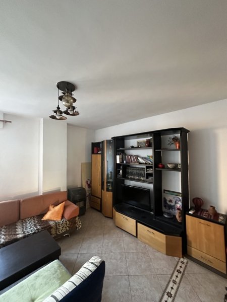 Tirane, jepet me qera apartament 1+1+Ballkon Kati 7, 65 m² 400 € (Don Bosko prane Vizion Plus)
