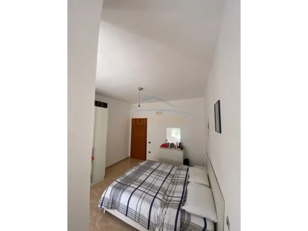 Durres, shitet apartament 2+1 Kati 2, 94 m² 120.000 € 