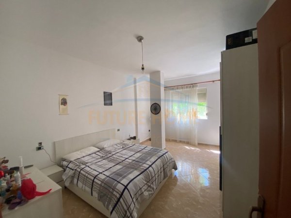 Durres, shitet apartament 2+1 Kati 2, 94 m² 120.000 € 