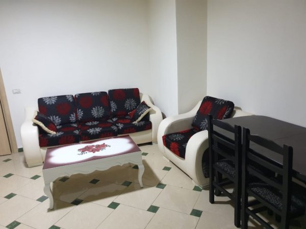 Tirane, jepet me qera apartament 1+1 Kati 1, 60 m² 380 € (Rrapo hekali)