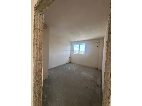 Durres, shitet apartament 1+1 Kati 11, 74 m²