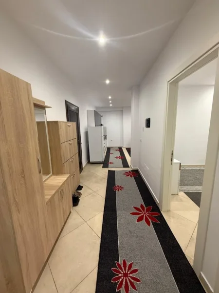 Tirane, jepet me qera apartament 2+1 Kati 6, 120 m² 550 € 