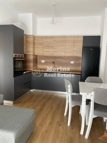 Tirane, jepet me qera apartament 2+1 Kati 8, 80 m² 550 € (Ali Demi)
