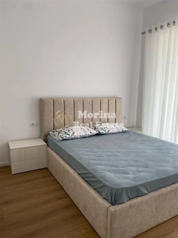 Tirane, jepet me qera apartament 2+1 Kati 8, 80 m² 550 € (Ali Demi)