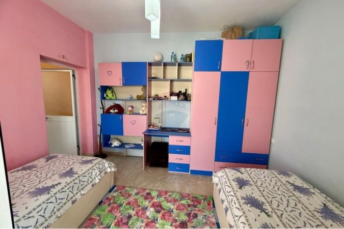 Apartament ne shitje, 1+1 totalisht i mobiluar tek Hipoteka (110'500 Euro) !