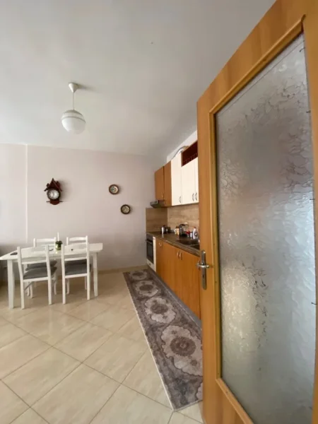 Tirane, jepet me qera apartament 2+1 Kati 1, 120 m² 620 € (don bosko)