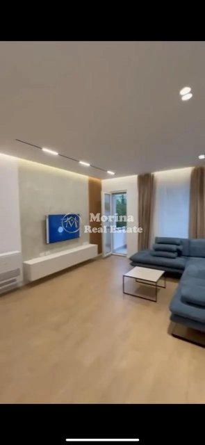 Tirane, jepet me qera apartament 2+1 Kati 1, 160 m² 1.000 € (Liqeni i Thate)