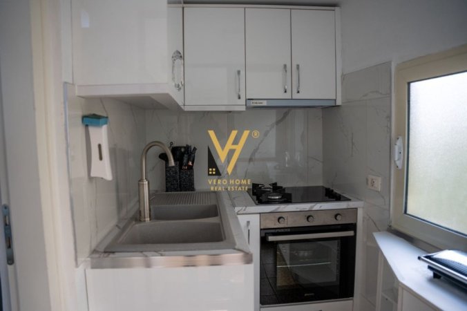 Tirane, jepet me qera apartament 1+1+Ballkon Kati 1, 70 m² 600 € (RRUGA BILAL GOLEMI)