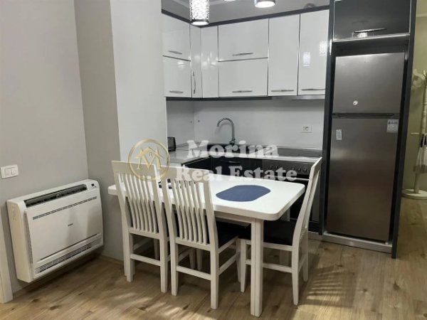 Tirane, jepet me qera apartament 1+1 Kati 8, 65 m² 500 € (21 Dhjetori)
