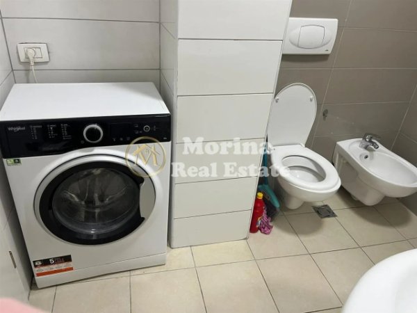Tirane, jepet me qera apartament 1+1 Kati 8, 65 m² 500 € (21 Dhjetori)