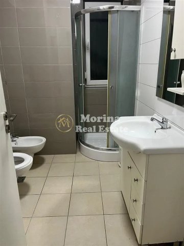 Tirane, jepet me qera apartament 1+1 Kati 8, 65 m² 500 € (21 Dhjetori)