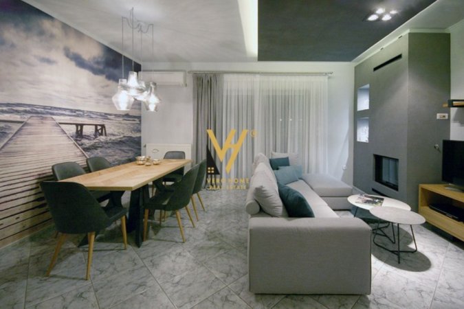 Tirane, shitet apartament 3+1+Ballkon Kati 3, 126 m² 240.000 € (RRUGA PETI)