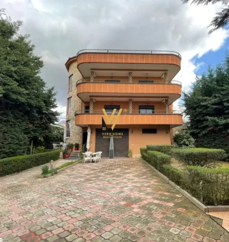 Tirane, jepet me qera Vile 3 Katshe Kati 0, 1.531 m² 5.000 € (RRUGA SELAUDIN ZORBA, PRANE SPITALIT AMERIKAN 2)