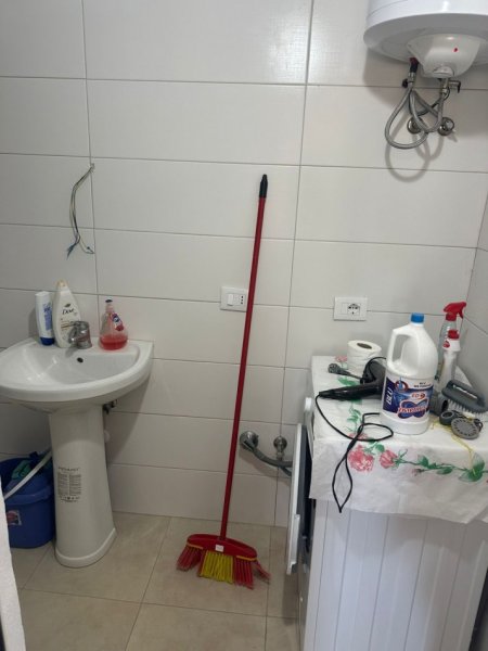 Durres, shitet apartament 1+1+Ballkon Kati 8, 76 m² (Parku Vala)