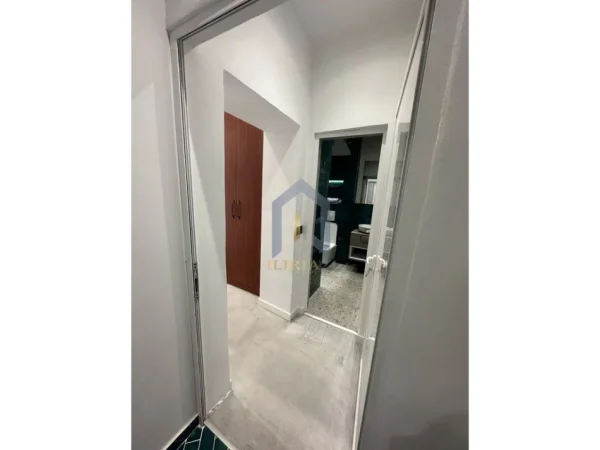 Tirane, shes garsonier 1+1 Kati 5, 73 m² 220.000 € 