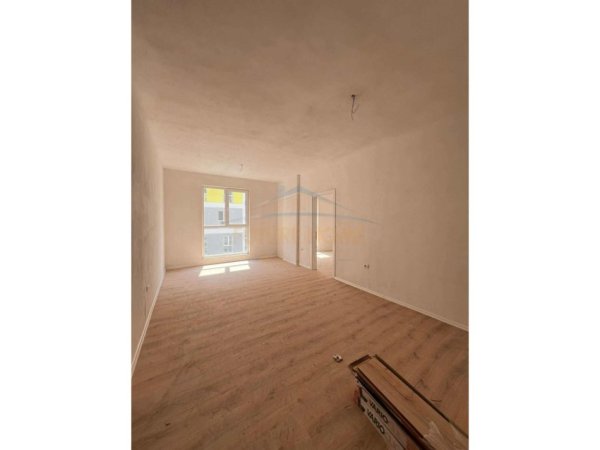 Tirane, shitet apartament 3+1 Kati 4, 116 m² 116.000 € 