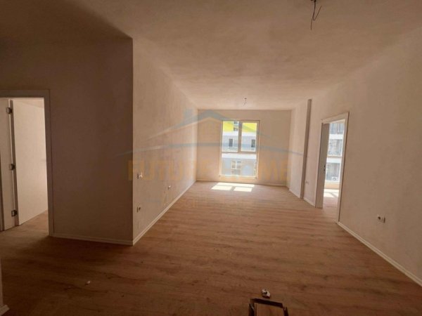 Tirane, shitet apartament 3+1 Kati 4, 116 m² 116.000 € 