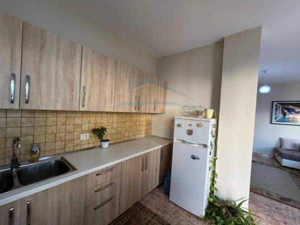 Durres, shitet apartament 1+1 , 